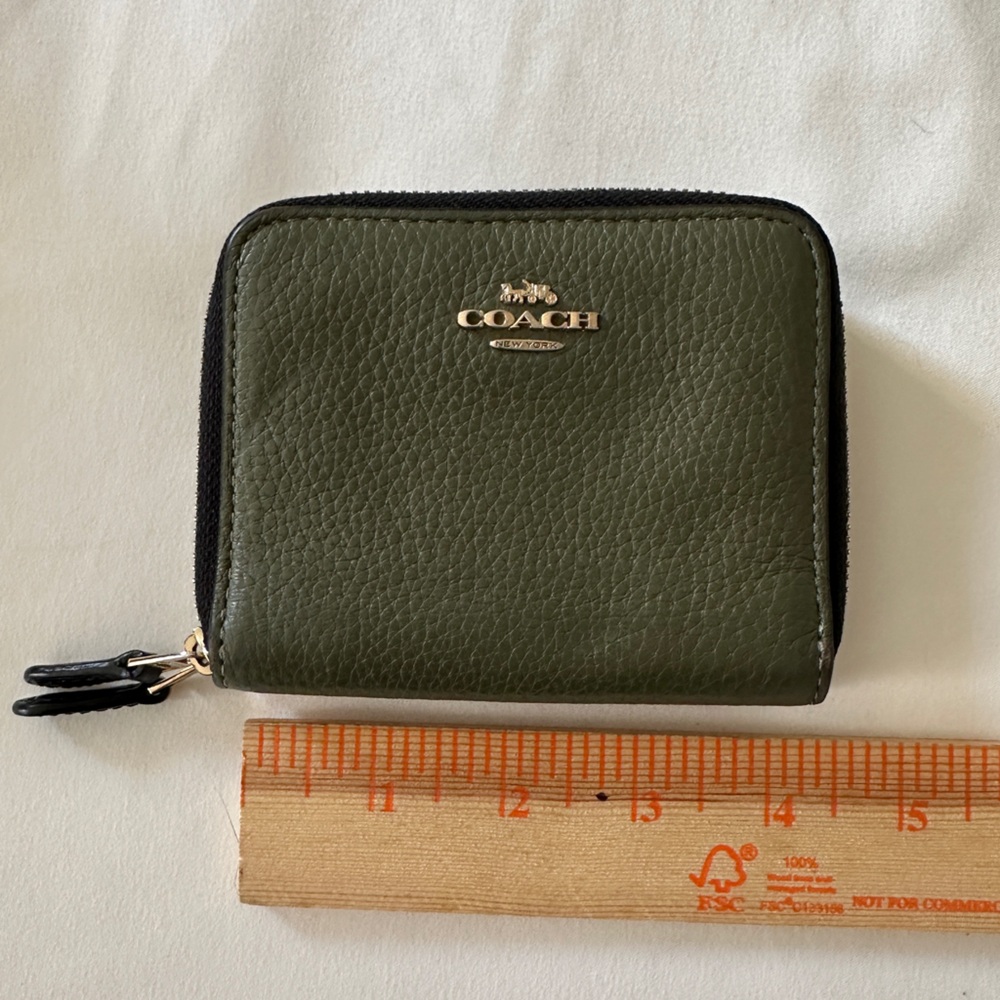 Coach Olive and crème Leather Zip Wallet